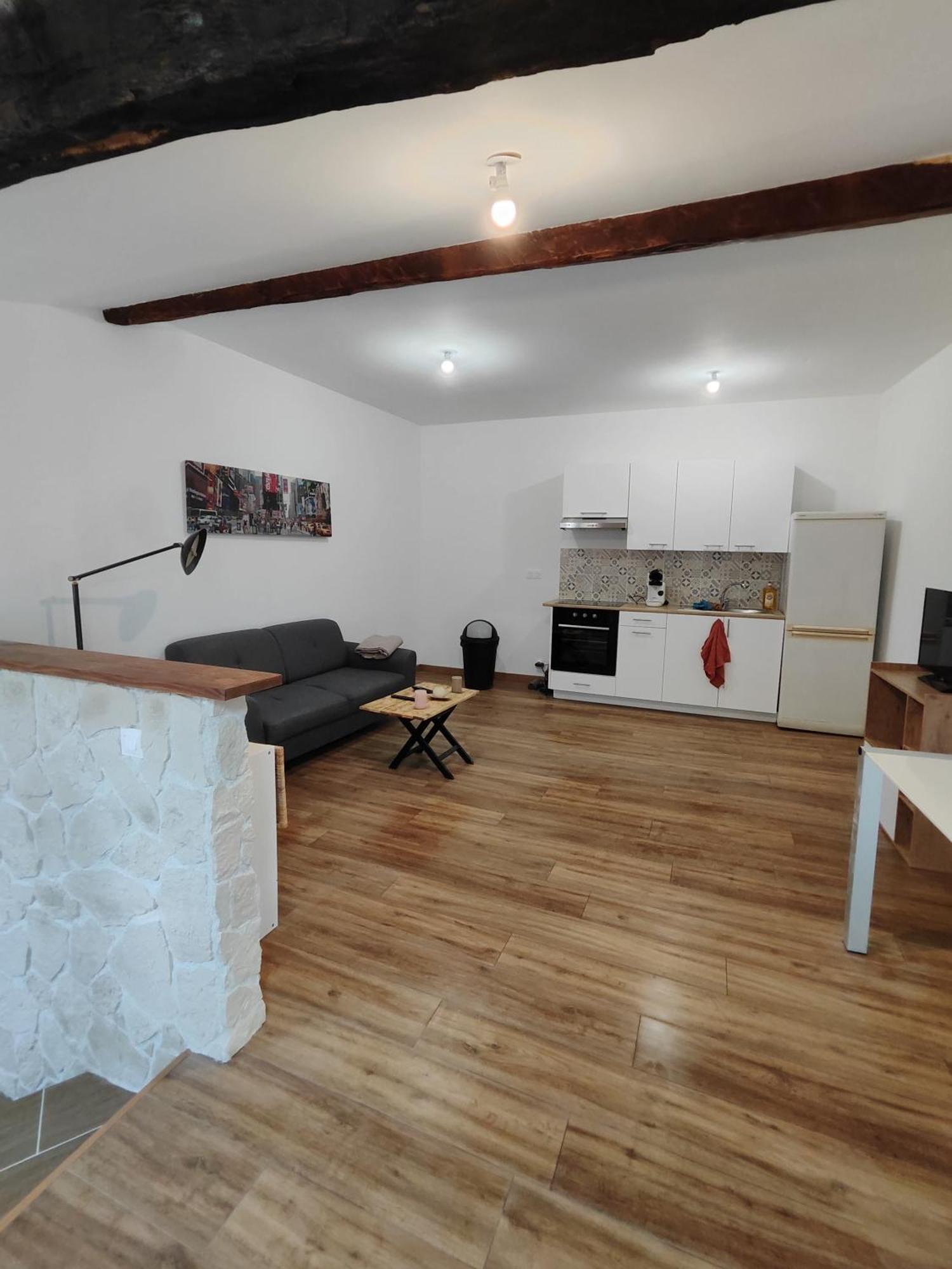 Apartamento Petit Coin De Paradis Aups Habitación foto